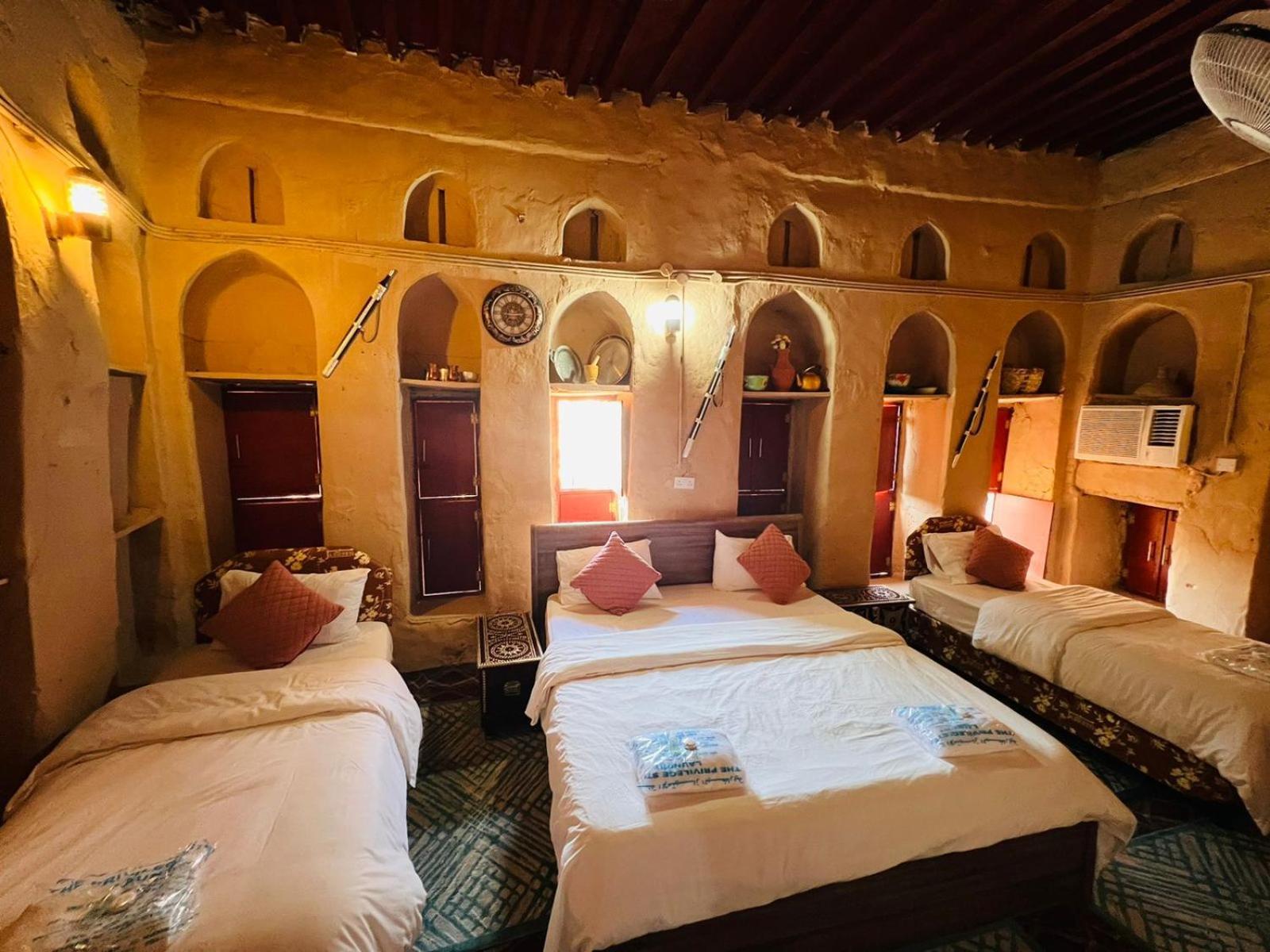 Al Misfah Hospitality Inn Esterno foto